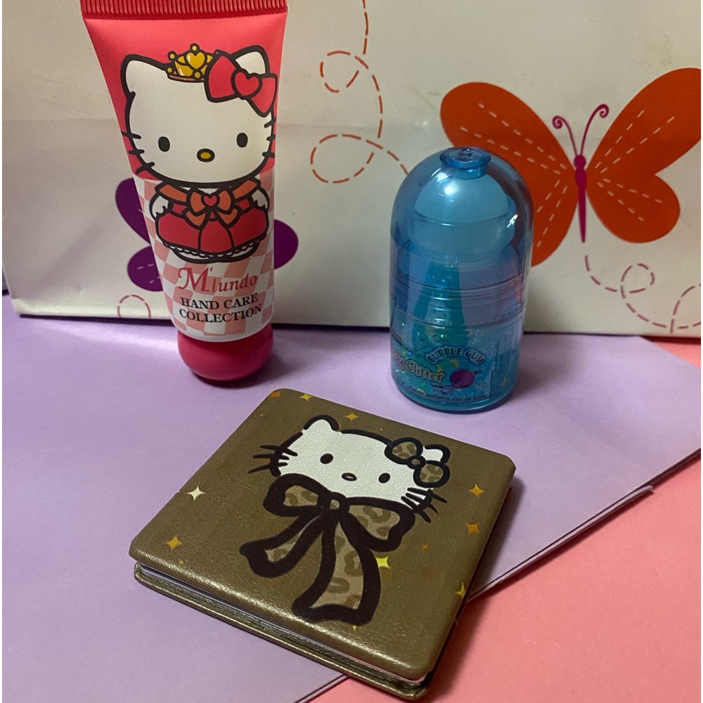 Hello Kitty Purse Bundle